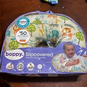 Boppy pillow